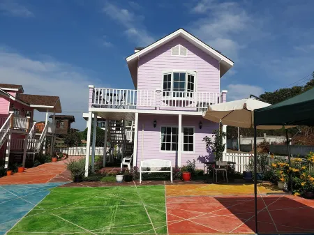 Bunny Hill Resort Отели рядом с достопримечательностью «Остров принцессы Шамейшань»