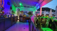 Aphrodite Beach Hotel - bar