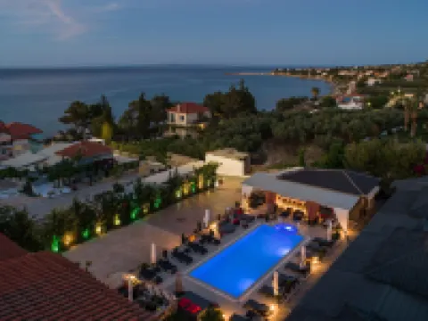 Villa Corali Apartments Sea Breath & Pool Hotels in Amoudi