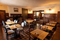 Donington Park Farmhouse Hotel Các khách sạn ở Melbourne
