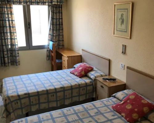 Pensión Hostal DOS HERMANAS Hoteles en Bolaños de Calatrava