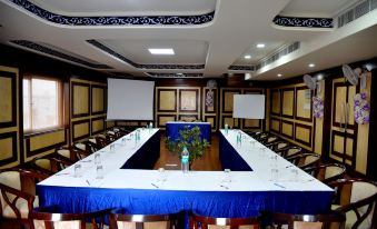 Hotel Simran Pride, Raipur