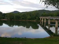 Anglers Riverfront Motel Hotels in Stone County