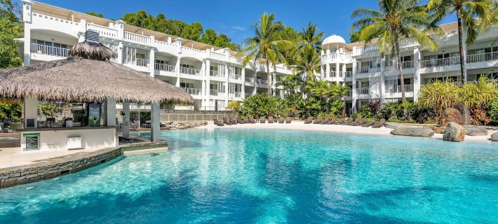 Elysium Private Apartments at Beach Club & Spa Hotele w: Palm Cove
