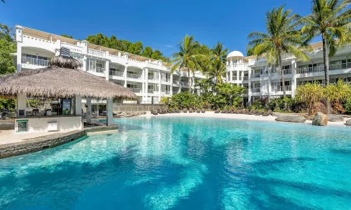 Elysium Private Apartments at Beach Club & Spa