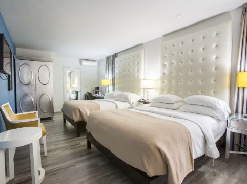 L.A. Sky Boutique Hotel