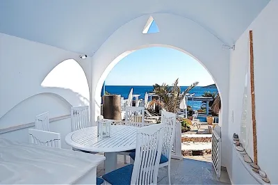 Blue Dolphin Antiparos Villas and Suites Hotels near Glaraki cruises