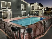 Baymont by Wyndham Caddo Valley/Arkadelphia - Pools
