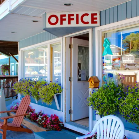 Lake Haven Motel Отели рядом с достопримечательностью «Форт Уильям Генри»