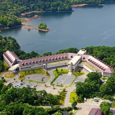 Urabandai Lake Resort Goshiki No Mori Hotels near Lake Hibara