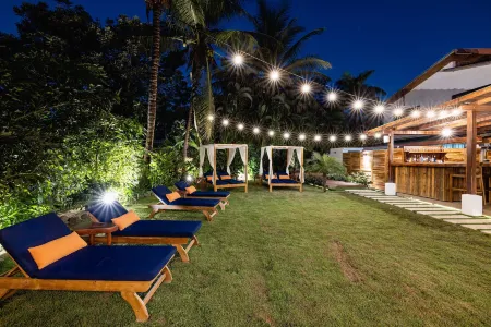 Cafe Playa Negra Hotel