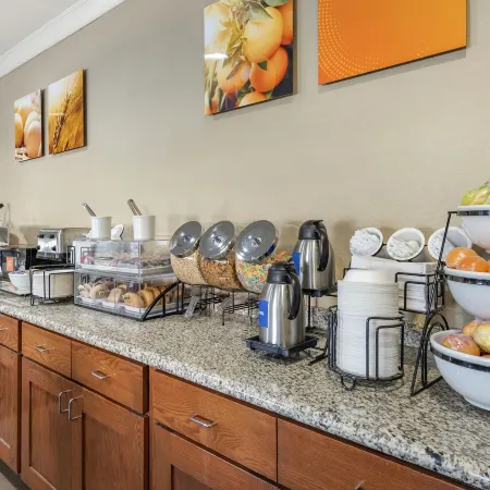 Comfort Inn & Suites