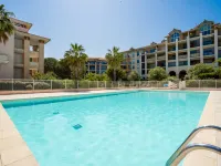 Le Grand Parc - Pools