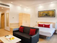 Red Fox by Lemon Tree Hotels, Dehradun Hotel a Dehradun