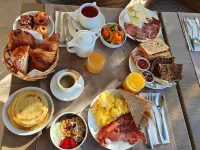 Le Mariana - sarapan