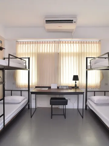 รูปภาพของจี ไนน์ แบ็งค็อก