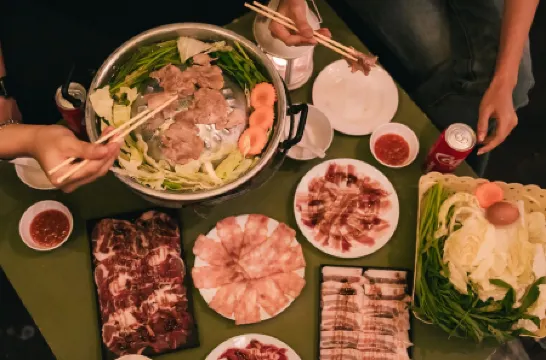 The Proud Green Garden Hill Resort Отели рядом с достопримечательностью «Samakeejit Boontham Bureau of Monks»