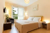 Hotel Diana