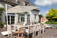 B&B De Lievde Hotels in 