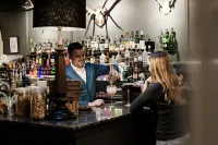 The Close Hotel - С баром