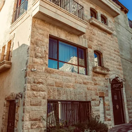 Biazi Hotel