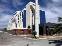 Hampton by Hilton Saltillo Các khách sạn gần Ejército Mexicano Urban Forest (Sector II)