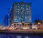 جولدن توليب الشارقة Hotels near مدينة الشارقة للسيراميك