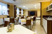 No 28 Rooms & Apartments