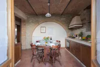 La Folaga del Trasimeno Hotels in Magione