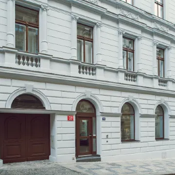 Kings Residence Отели рядом с достопримечательностью «Карлин»