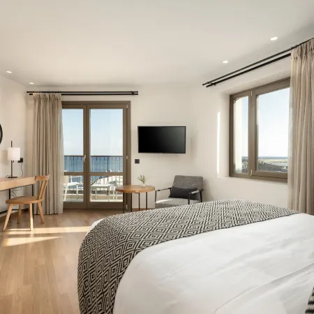 Hotel Ideon