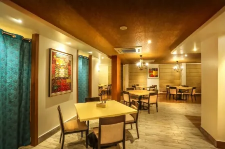 Zaki Hotel Apartment