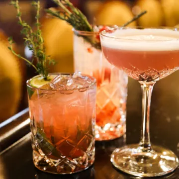 The Detroit Club Отели рядом с достопримечательностью «Стадион "Нью-Центр-арена"»
