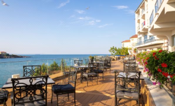 Hotel Antea - Housity