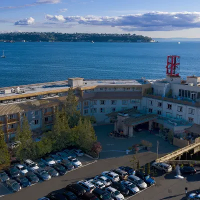 The Edgewater, a Noble House Hotel Отели рядом с достопримечательностью «Пляз Алки»