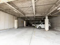 Katsuya Inn - parcheggio