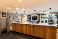 Holiday Inn LONDON - BEXLEY by IHG - ที่มีบาร์