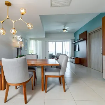 Outstanding 1 Bedroom Apartment Pool View B