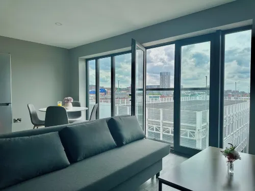 City Centre Albert Dock & Arena Apartments Hotels in Birkenhead