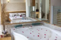 Nur Hotel - Bathtub