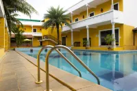 Poppys Olive De' Villa