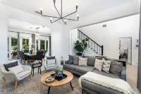 8Br Entertainers Estate w/ Pool, Games & Theater +
