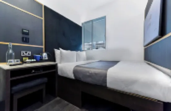 The Z Hotel Trafalgar Hotels near Piccadilly