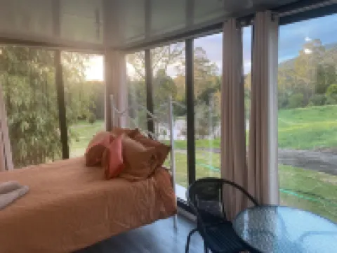 Nimbin Waterfall Retreat Hotels in Lismore