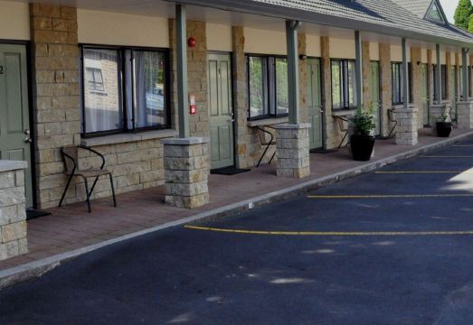 오 레일리스 모텔 객실 내부