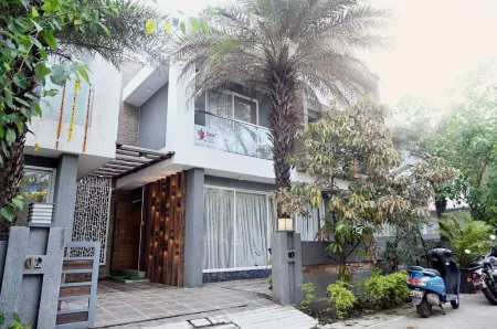 Doves Mannat Villa Отели в г. Джамбарунг