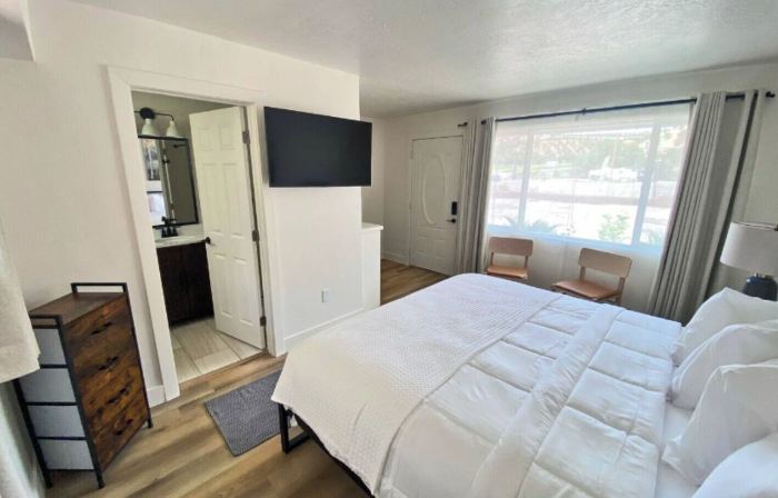 89 & Nine Motel