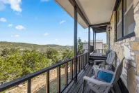 The Heritage Hideaway Sweeping Views Games & More Hotels in Lago Vista