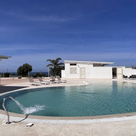 Villa Azzurra Seaview In Monopoli Puglia