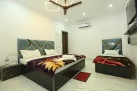 Aditya Home Stay Hotels in 